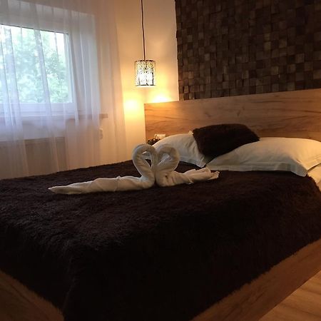 Bukowianski Dworek Bed and Breakfast Bukowina Tatrzańska Esterno foto